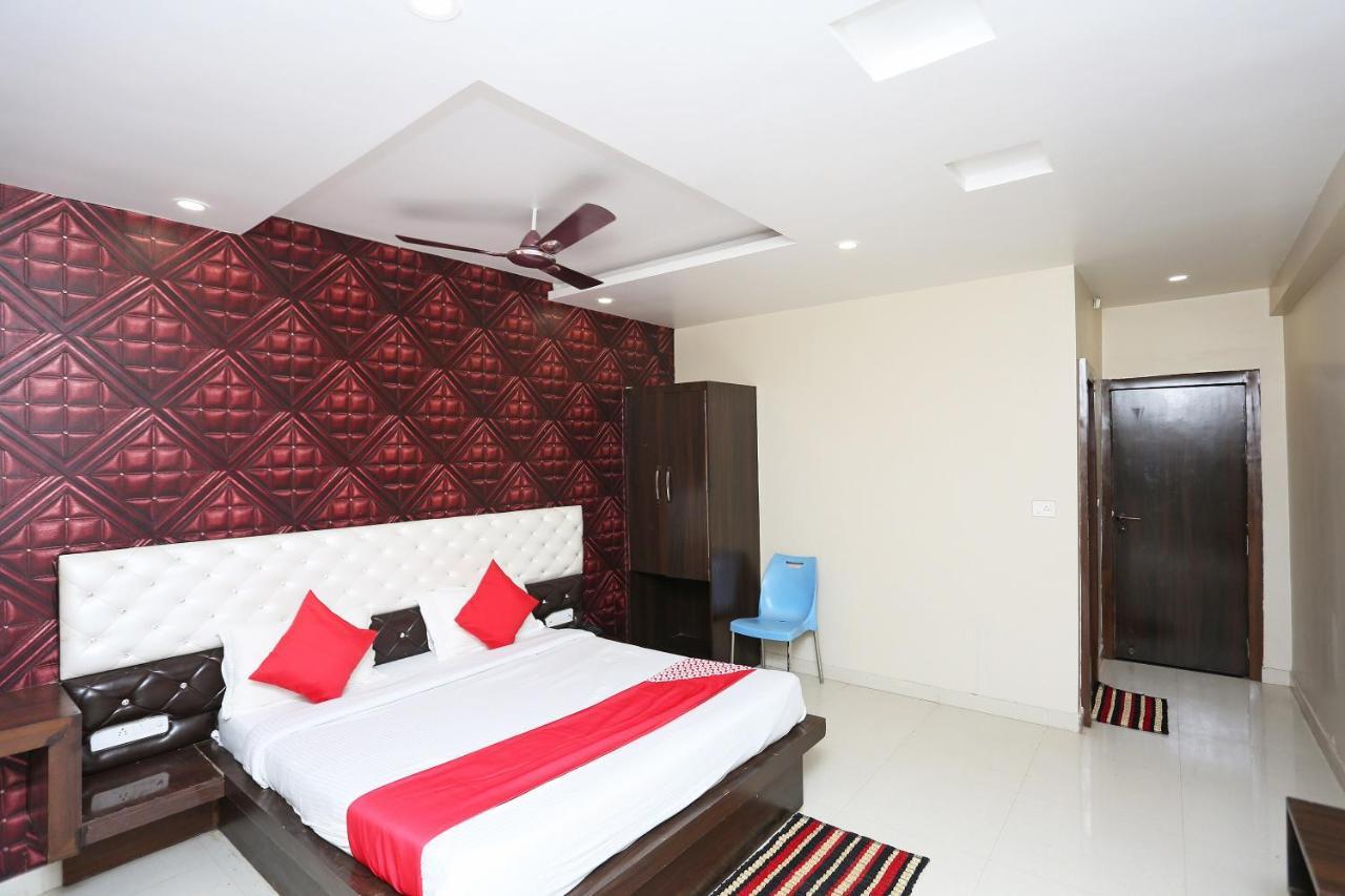 Oyo Flagship 43897 Redstone Hotel Gwalior Exterior foto